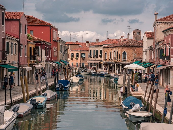 Rio dei Vetrai - the main attraction in Murano