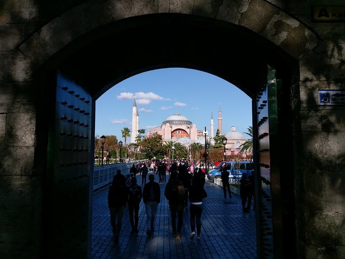 Hagia Sophia - must-seen attraction in Istanbul