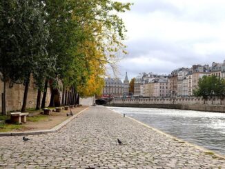 In October Paris looks peaceful