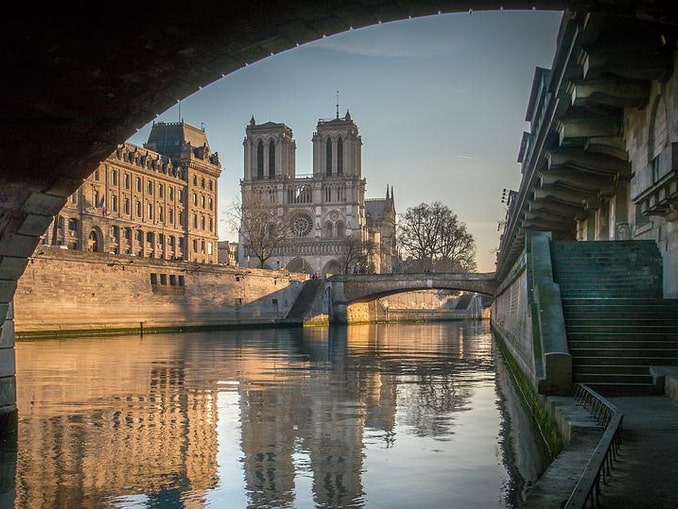 December is the quietest time of the year in Paris
