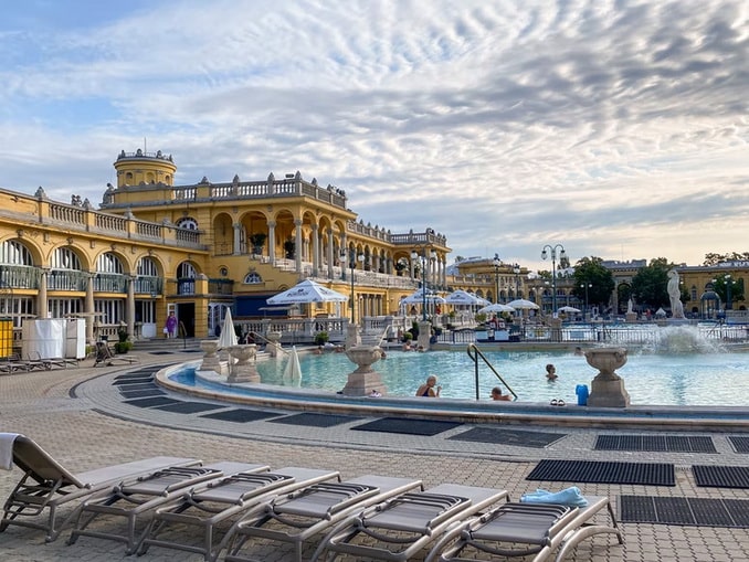 Széchenyi Thermal Bath considered the best in Budapest