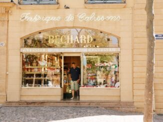 Perfect souvenirs from France you can buy in small shops