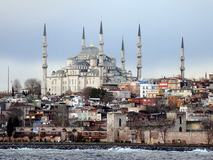 After January, February remains the coldest month in Istanbul