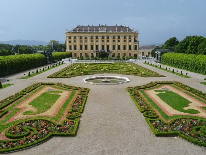 Vienna is a very green city with a huge number of squares and parks