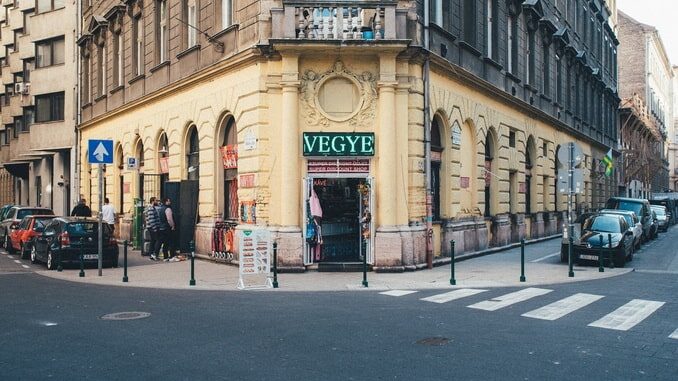Vazi Street - main shopping area in Budapest