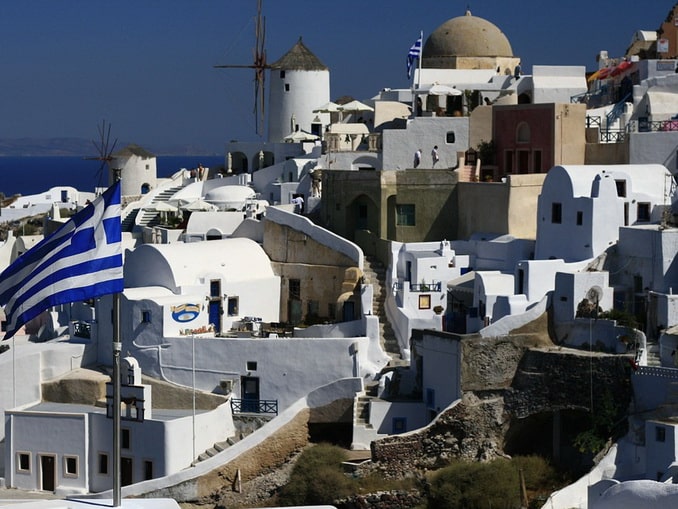 Greece In March 2024 Weather What To Wear And Do Prices   Santorini Min 