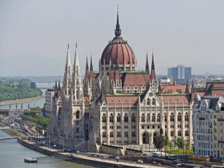 Is Budapest Parliament worth visiting in May?