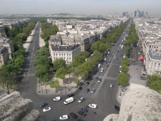 Is Champs-Élysées worth visiting in Paris im May?