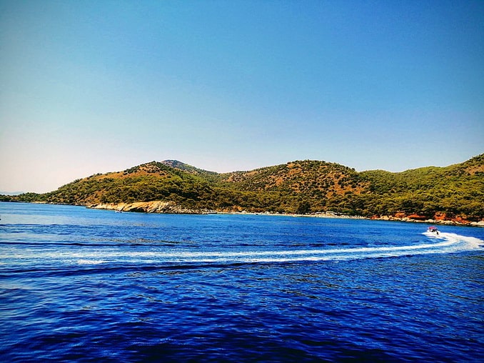 Sea in Turkey in June is perfectly clean