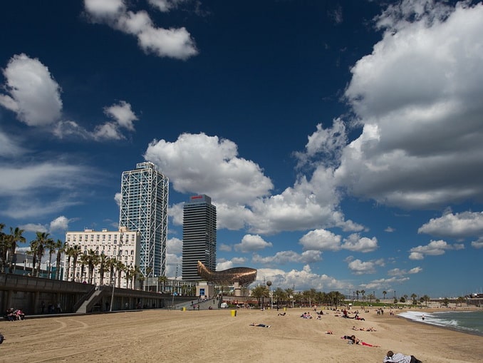 Somorrostro beach is one of the best located beaches in Barcelona