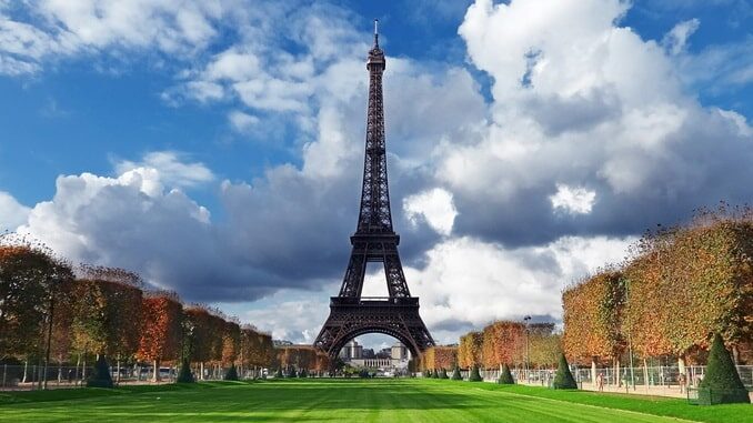 Eiffel Tower, Paris A tourist at first want in France to visit Paris